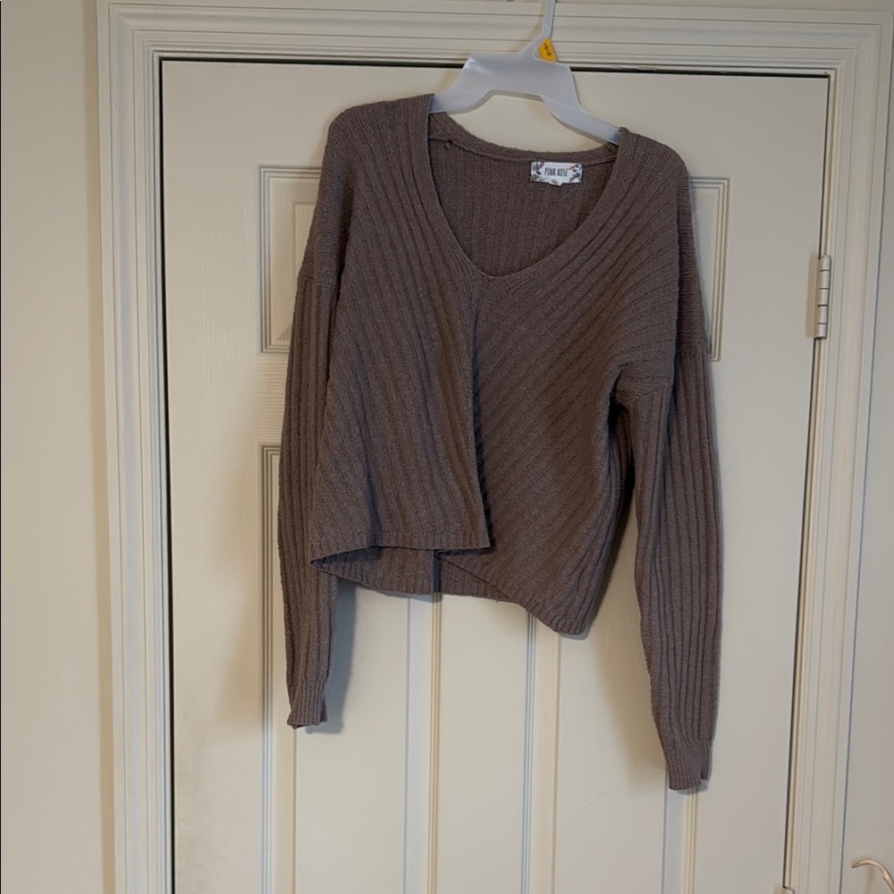 Women's Ribbed Knit Sweater - Brown